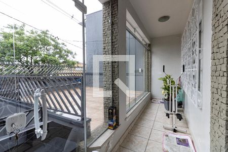 Casa à venda com 201m², 4 quartos e 3 vagas Casa à venda com 201m², 4 quartos e 3 vagasEntrada