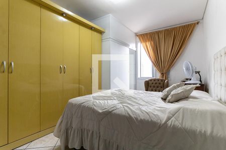 Casa à venda com 201m², 4 quartos e 3 vagas Casa à venda com 201m², 4 quartos e 3 vagasSuíte