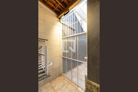 Casa à venda com 201m², 4 quartos e 3 vagas Casa à venda com 201m², 4 quartos e 3 vagasCorredor Lateral