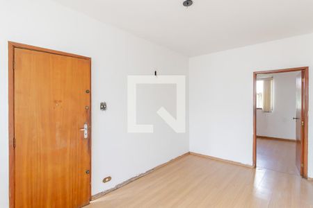 Sala de apartamento para alugar com 2 quartos, 60m² em Vila Firmiano Pinto, São Paulo