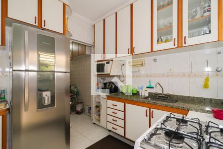 Cozinha de casa para alugar com 3 quartos, 125m² em Real Parque, São Paulo