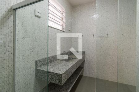 Casa à venda com 160m², 2 quartos e 2 vagasBanheiro Social 