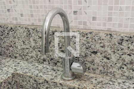 Casa à venda com 160m², 2 quartos e 2 vagasBanheiro