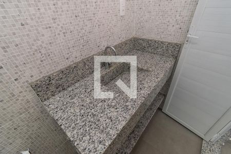 Casa à venda com 160m², 2 quartos e 2 vagasBanheiro