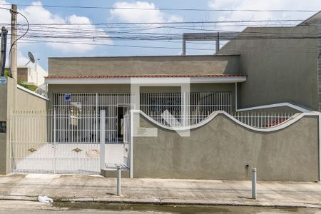 Casa à venda com 160m², 2 quartos e 2 vagasFachada
