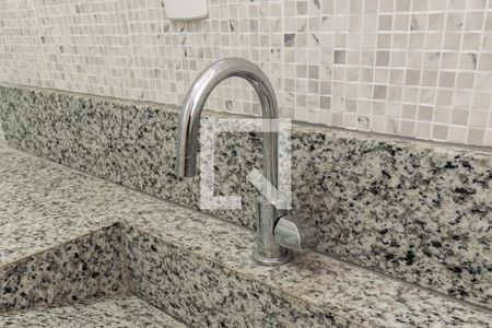 Casa à venda com 160m², 2 quartos e 2 vagasBanheiro Social 