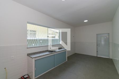 Casa à venda com 160m², 2 quartos e 2 vagasCozinha