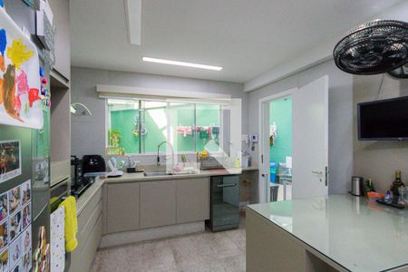 Cozinha de casa de condomínio para alugar com 3 quartos, 400m² em Anil, Rio de Janeiro