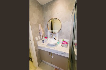 Casa de condomínio para alugar com 400m², 3 quartos e 2 vagasBanheiro da Suíte