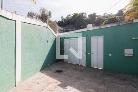 Casa de condomínio para alugar com 400m², 3 quartos e 2 vagasPortões