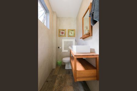 Casa de condomínio para alugar com 400m², 3 quartos e 2 vagasLavabo 2