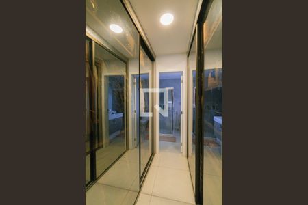 Casa de condomínio para alugar com 400m², 3 quartos e 2 vagasCloset da Suíte