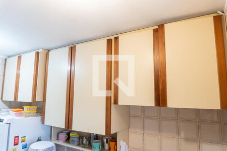 Apartamento para alugar com 41m², 1 quarto e sem vaga Apartamento para alugar com 41m², 1 quarto e sem vagaCozinha - Armários