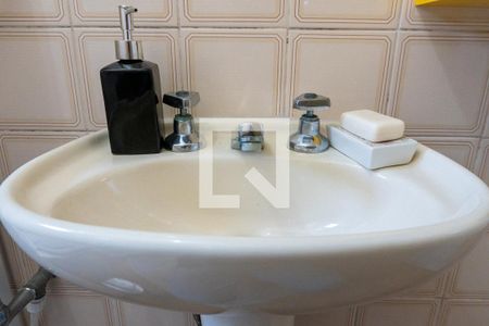 Apartamento para alugar com 41m², 1 quarto e sem vaga Apartamento para alugar com 41m², 1 quarto e sem vagaBanheiro Detalhe