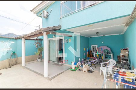 Casa para alugar com 130m², 3 quartos e 2 vagasÁrea externa