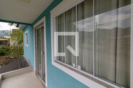 Casa para alugar com 130m², 3 quartos e 2 vagasSuíte - Sacada