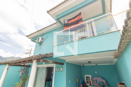 Casa para alugar com 130m², 3 quartos e 2 vagasFachada