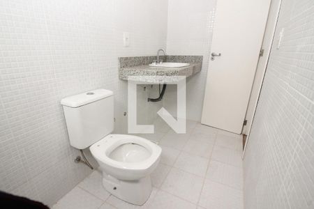 Casa de condomínio à venda com 250m², 3 quartos e 2 vagasBanheiro da Suíte 2