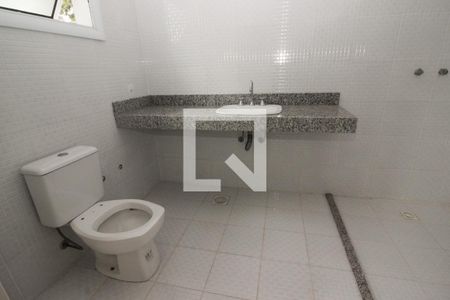 Casa de condomínio à venda com 250m², 3 quartos e 2 vagasBanheiro da Suíte 1