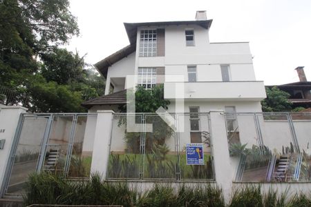 Casa de condomínio à venda com 250m², 3 quartos e 2 vagasFachada do Condomínio