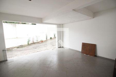 Casa de condomínio à venda com 250m², 3 quartos e 2 vagasGaragem