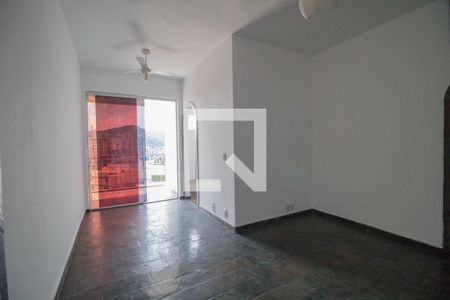 Sala de apartamento para alugar com 2 quartos, 50m² em Tanque, Rio de Janeiro