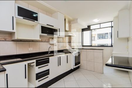 Apartamento para alugar com 74m², 2 quartos e 1 vagaCozinha