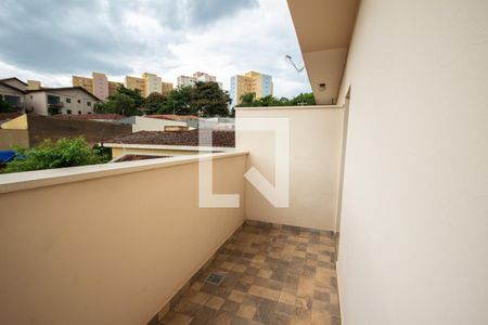 Casa para alugar com 150m², 3 quartos e 1 vaga Casa para alugar com 150m², 3 quartos e 1 vagaSacada do Quarto 3