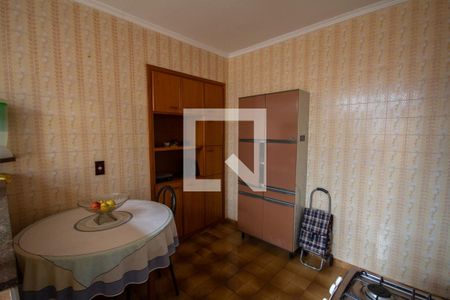 Casa para alugar com 150m², 3 quartos e 1 vaga Casa para alugar com 150m², 3 quartos e 1 vagaCozinha