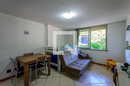 Sala de apartamento à venda com 1 quarto, 48m² em Tristeza, Porto Alegre