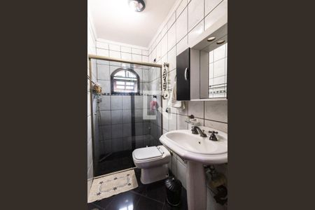 Casa à venda com 94m², 2 quartos e 3 vagasBanheiro Social