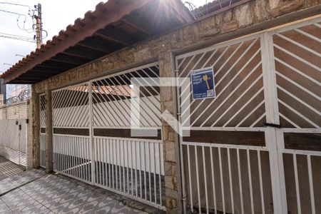 Casa à venda com 94m², 2 quartos e 3 vagasFachada