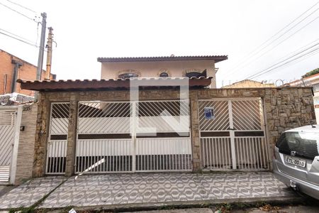 Casa à venda com 94m², 2 quartos e 3 vagasFachada