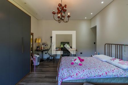 Suíte 1 de casa de condomínio à venda com 3 quartos, 458m² em Parque Sinai, Santana de Parnaíba