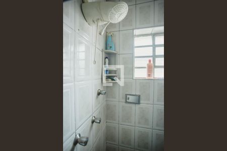 Casa à venda com 220m², 4 quartos e 2 vagasBanheiro 2 - Chuveiro