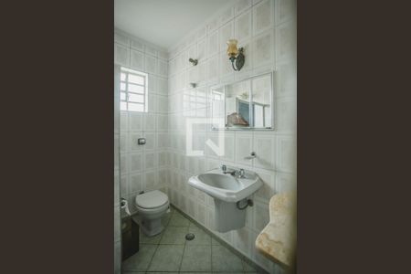 Casa à venda com 220m², 4 quartos e 2 vagasBanheiro 2