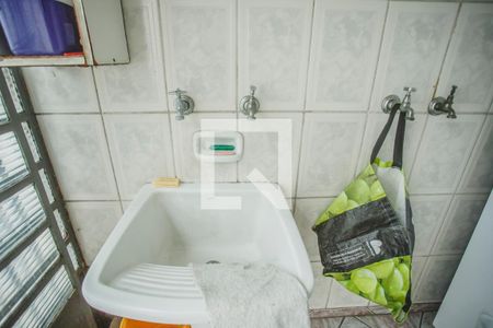 Casa à venda com 220m², 4 quartos e 2 vagasÁrea de Serviço - Torneira