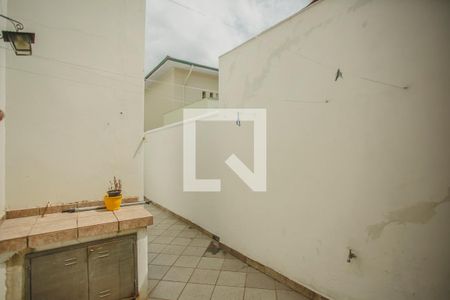Casa à venda com 220m², 4 quartos e 2 vagasQuintal