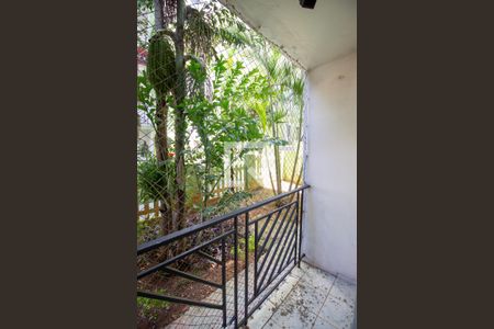 Apartamento à venda com 48m², 2 quartos e 1 vaga Apartamento à venda com 48m², 2 quartos e 1 vagaSala / Varanda
