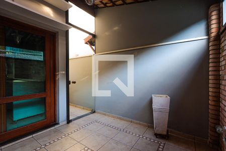 Casa de condomínio para alugar com 75m², 2 quartos e 2 vagas Casa de condomínio para alugar com 75m², 2 quartos e 2 vagasÁrea Gourmet