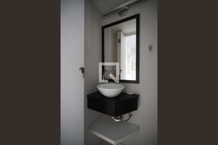 Casa de condomínio para alugar com 75m², 2 quartos e 2 vagas Casa de condomínio para alugar com 75m², 2 quartos e 2 vagasLavabo - detalhes