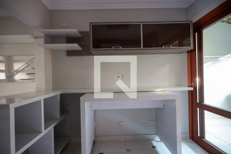 Casa de condomínio para alugar com 75m², 2 quartos e 2 vagas Casa de condomínio para alugar com 75m², 2 quartos e 2 vagasCozinha - detalhes