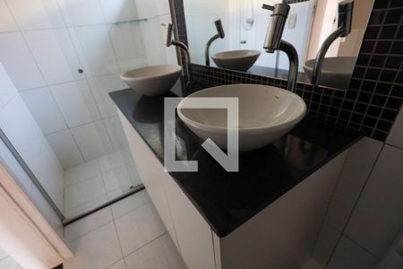 Casa de condomínio para alugar com 75m², 2 quartos e 2 vagas Casa de condomínio para alugar com 75m², 2 quartos e 2 vagasBanheiro - detalhes