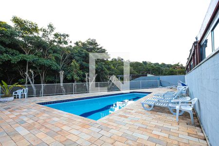 Casa de condomínio para alugar com 75m², 2 quartos e 2 vagas Casa de condomínio para alugar com 75m², 2 quartos e 2 vagasÁrea comum - Piscina