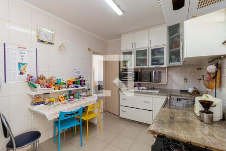 Apartamento à venda com 120m², 3 quartos e 2 vagasCozinha