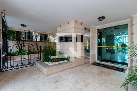 Apartamento à venda com 120m², 3 quartos e 2 vagasHall social