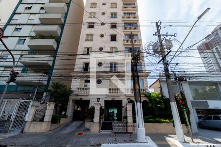 Apartamento à venda com 120m², 3 quartos e 2 vagasFachada