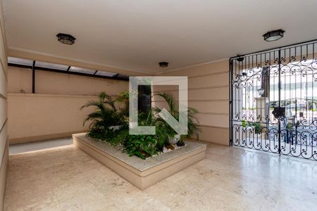 Apartamento à venda com 120m², 3 quartos e 2 vagasHall social