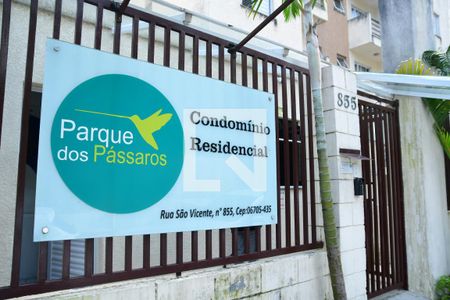 Fachada de apartamento para alugar com 2 quartos, 48m² em Parque Rincão, Cotia