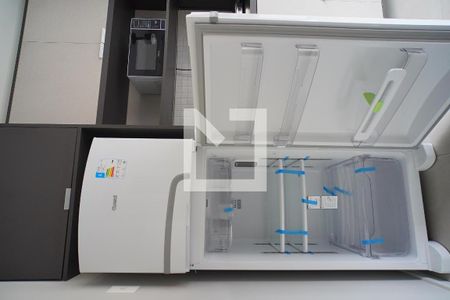 Geladeira de kitnet/studio para alugar com 1 quarto, 25m² em Farroupilha, Porto Alegre